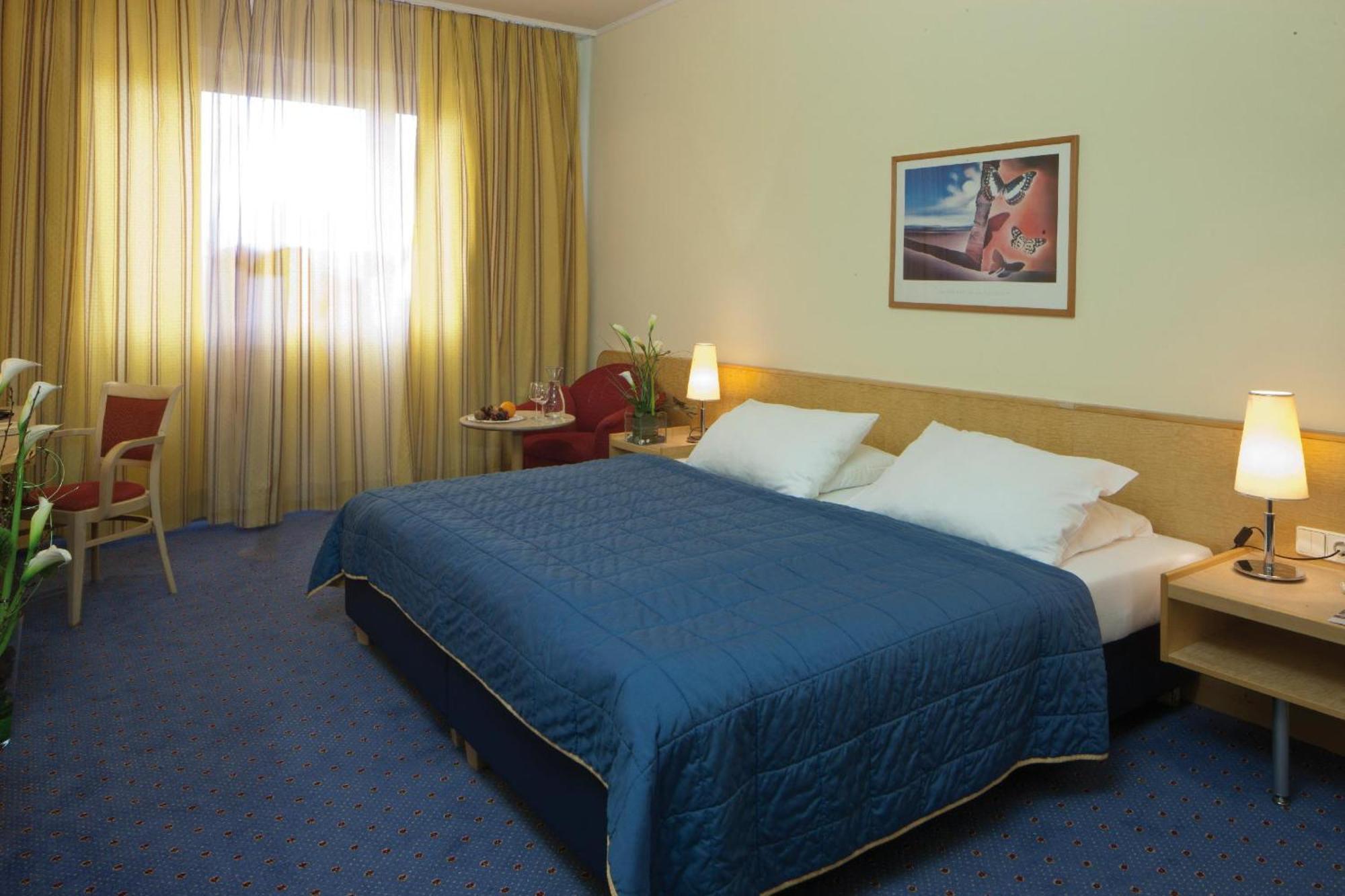 Classic Room,1516418464:JPEG